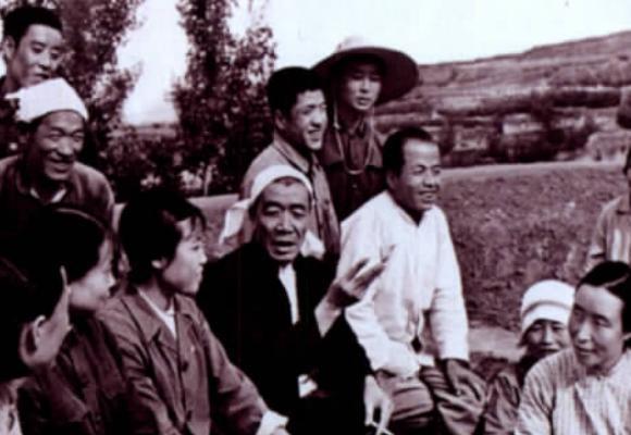 B体育官方网站-1986年陈永贵病逝,追悼会规格成难题,邓小平只说了一句话,全场安静