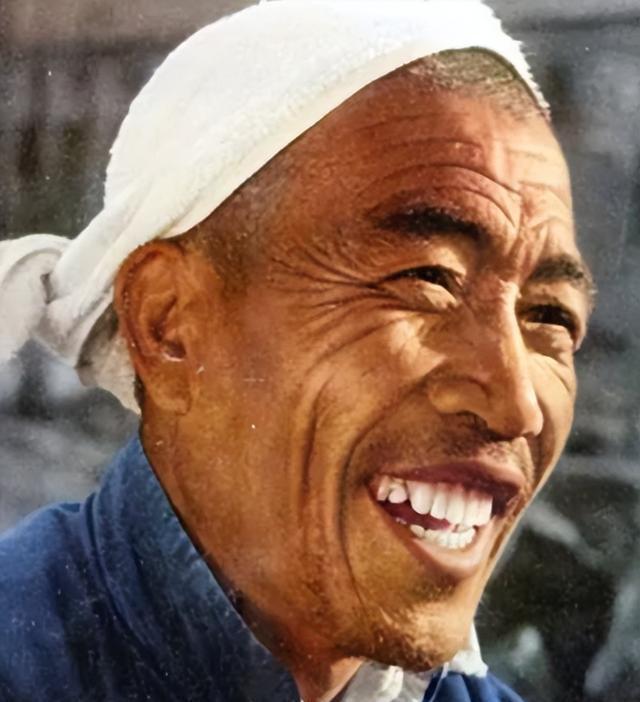B体育官方网站-1986年陈永贵病逝,追悼会规格成难题,邓小平只说了一句话,全场安静