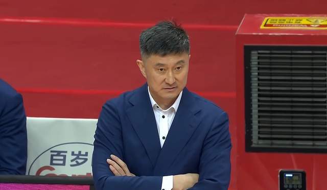 CCTV16直播!今晚7点半,CBA季后赛打响,广东德比,徐昕挑战杜锋